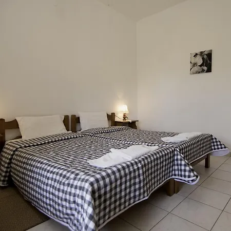 Apartment Blue Pearl *